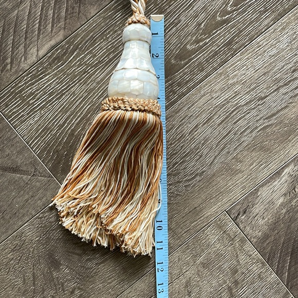 Mother Of Pearl curtain Tie Backs set of 2 - Picture 5 of 5